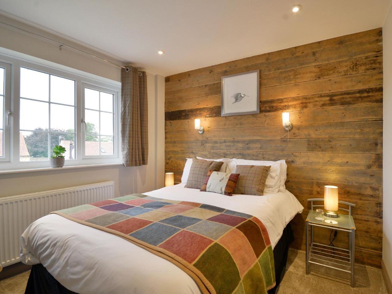 The Cayley Arms Inn 皮克林 外观 照片