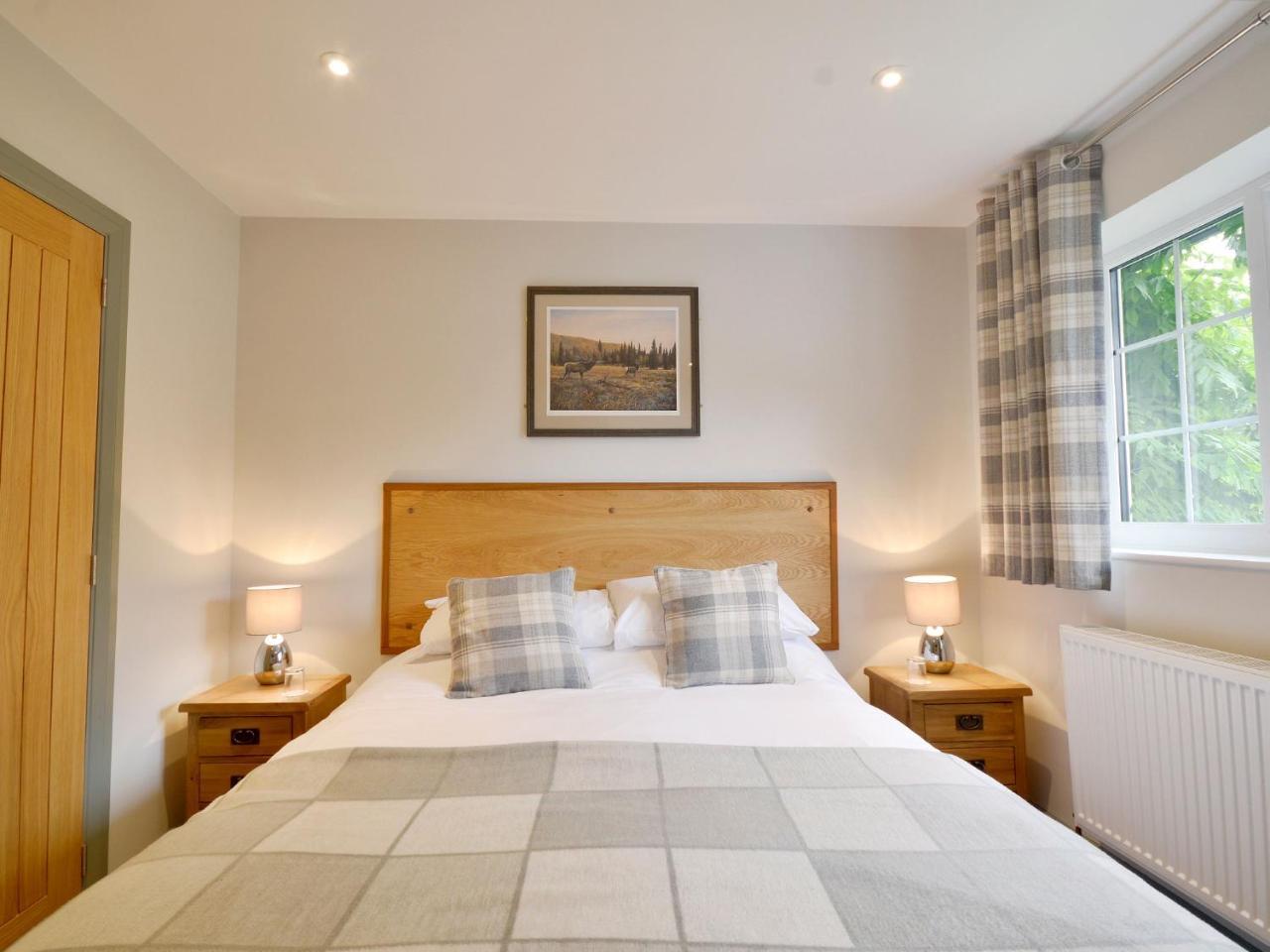 The Cayley Arms Inn 皮克林 外观 照片
